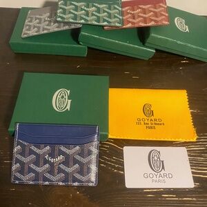 Navy blue goyard cardholder